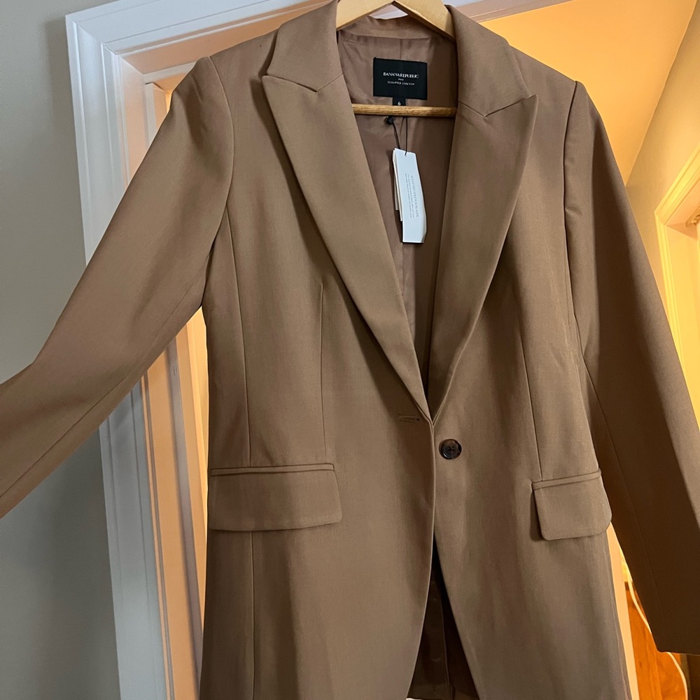 Banana republic sculpted stretch, blazer size 6.